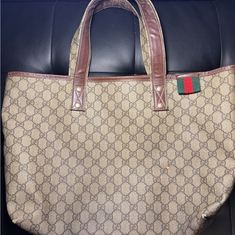 Vintage Authentic Gucci Purse – Classic GG Canvas – Great Condition